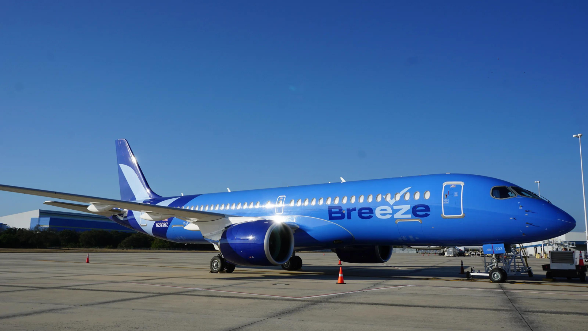 Breeze Airways web thumbnails